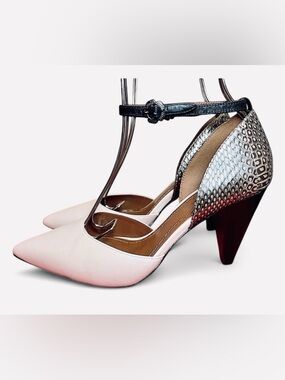 COACH Wynne D’orsay leather heels 🖤🤍🩶